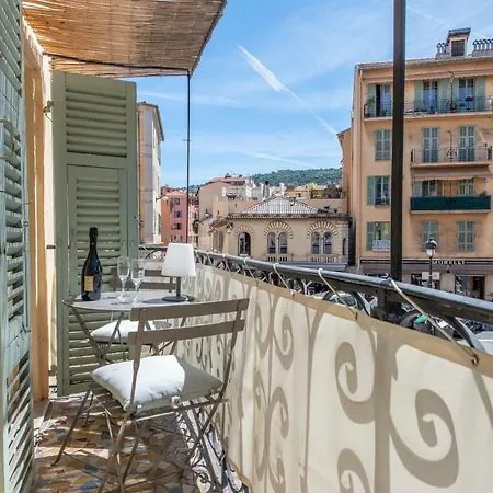 Place Du Pin Apartment Nice